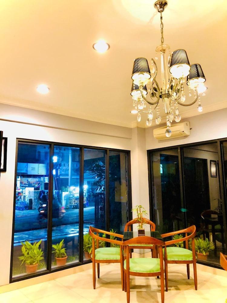 Wisma tamu Votel Viure 3*