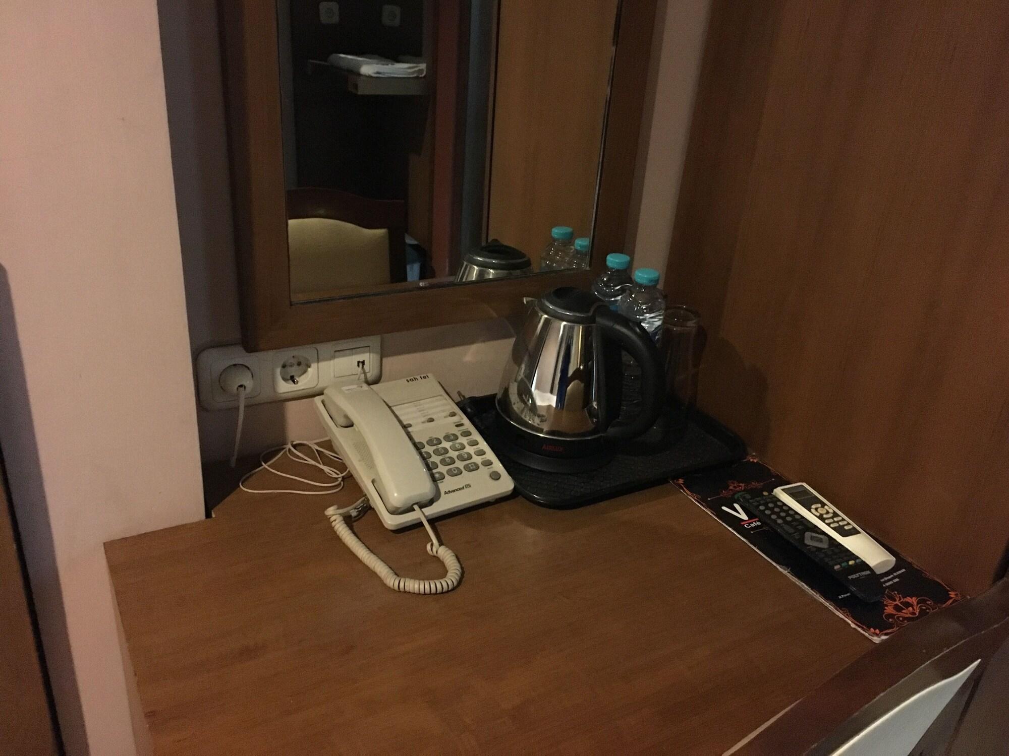 Votel Viure Wisma tamu 3*