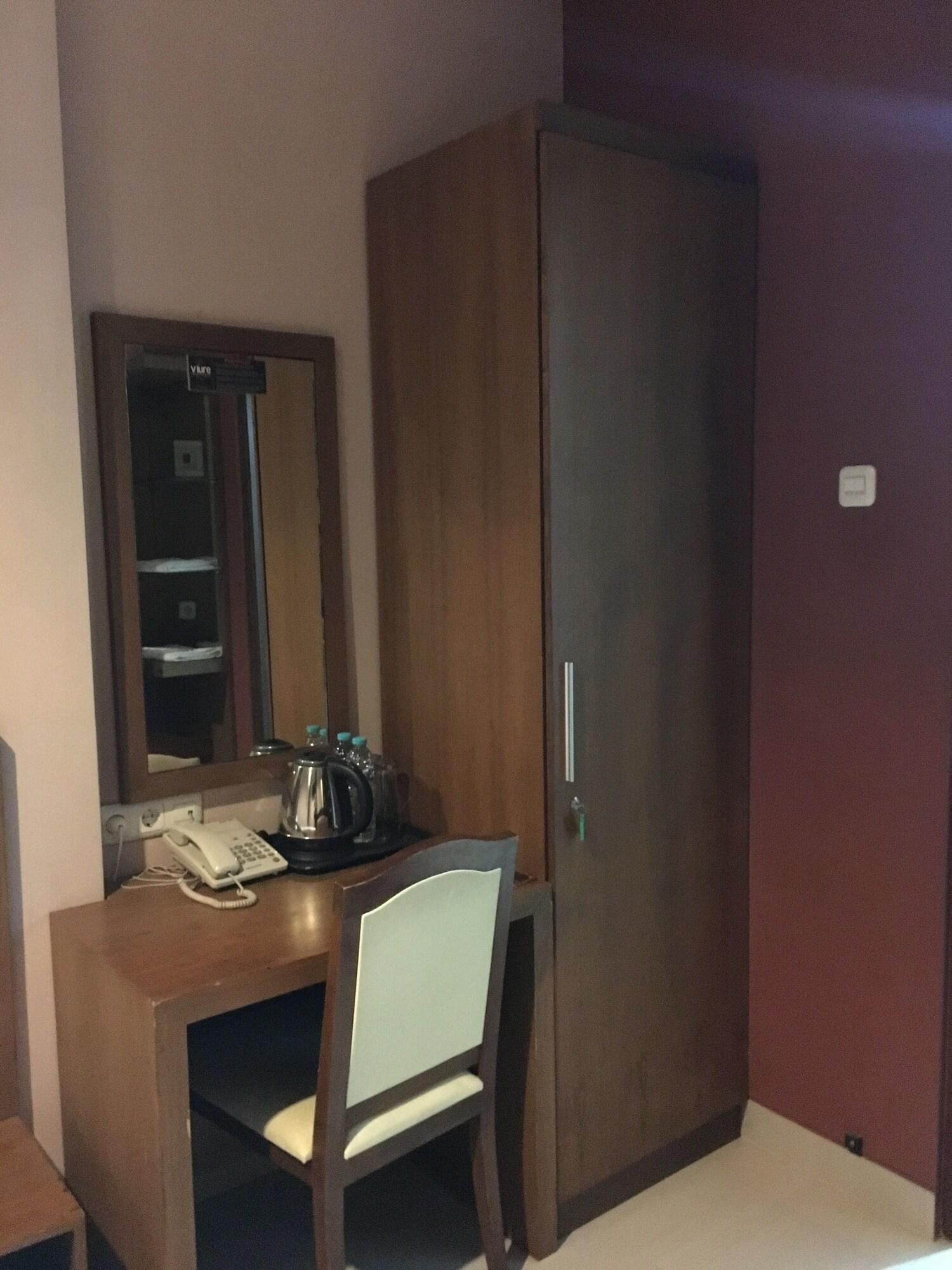 Votel Viure Wisma tamu 3*